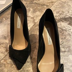 Saks Fifth Avenue black pumps